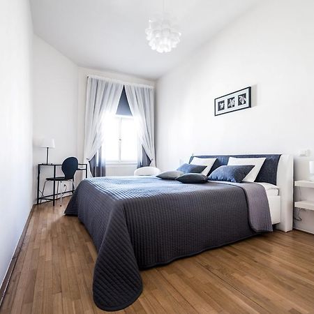 Modern Apartment Riegrovy Sady Praga Habitación foto